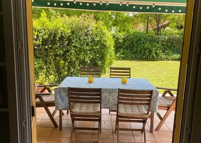 Bajo Con Jardin Y Piscina!