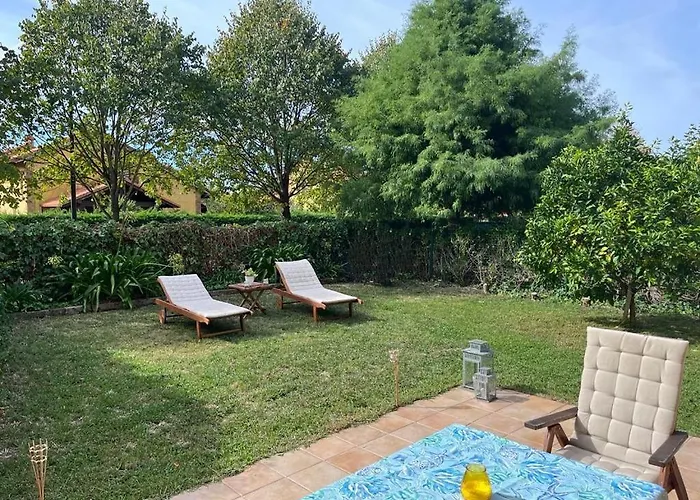 Bajo Con Jardin Y Piscina!