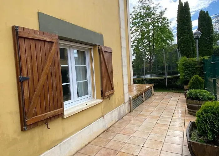 Bajo Con Jardin Y Piscina! Galizano