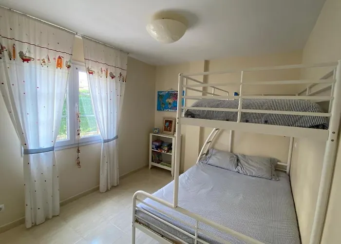 Bajo Con Jardin Y Piscina! *