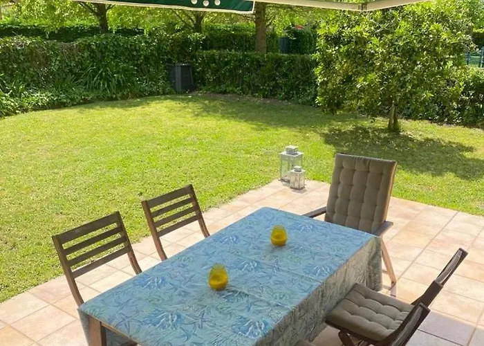 Bajo Con Jardin Y Piscina! * Galizano